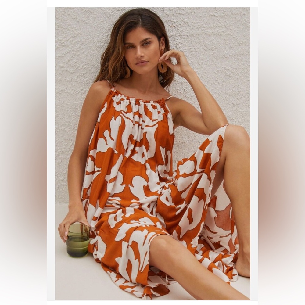 NWT THE MALIKA PRINTED DRESS